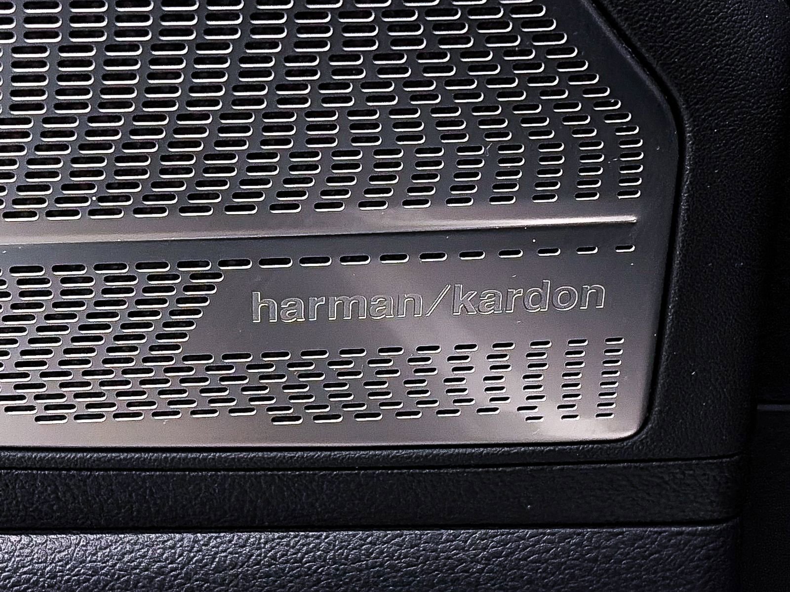 Used 2024 Hyundai Palisade Calligraphy image 4