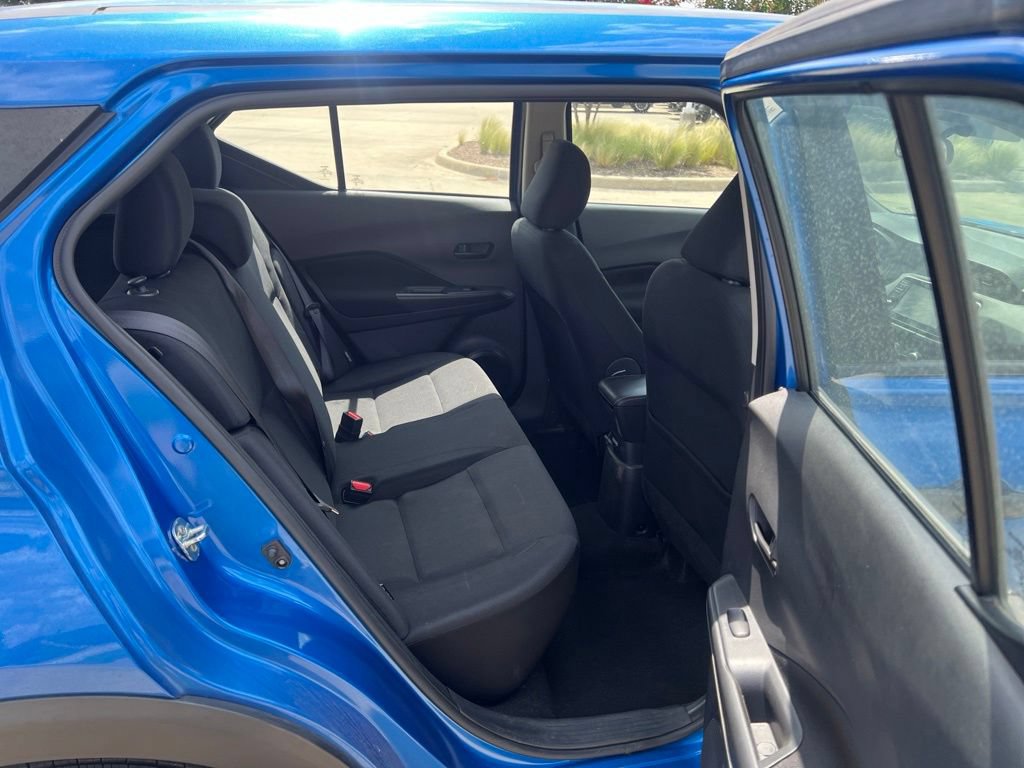 Used 2023 Nissan Kicks S FWD image 14