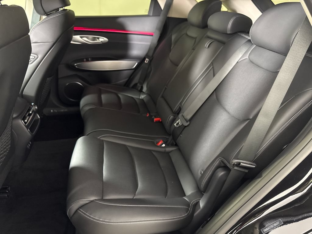 Certified 2026 Genesis GV70 2.5T Select AWD/4WD image 15