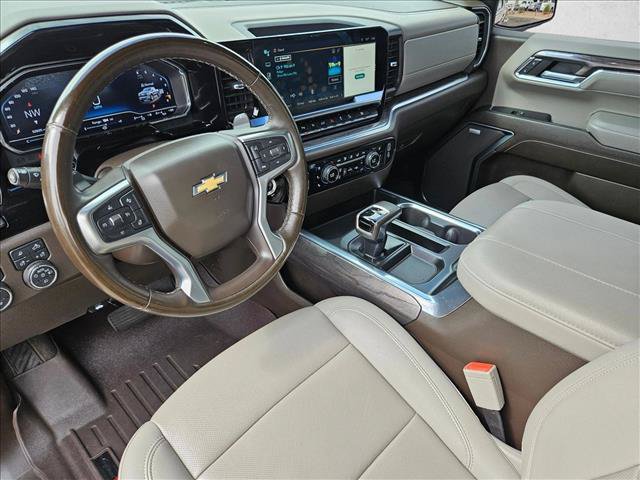 Used 2024 Chevrolet Silverado 1500 LTZ w/ Technology Package AWD/4WD image 12