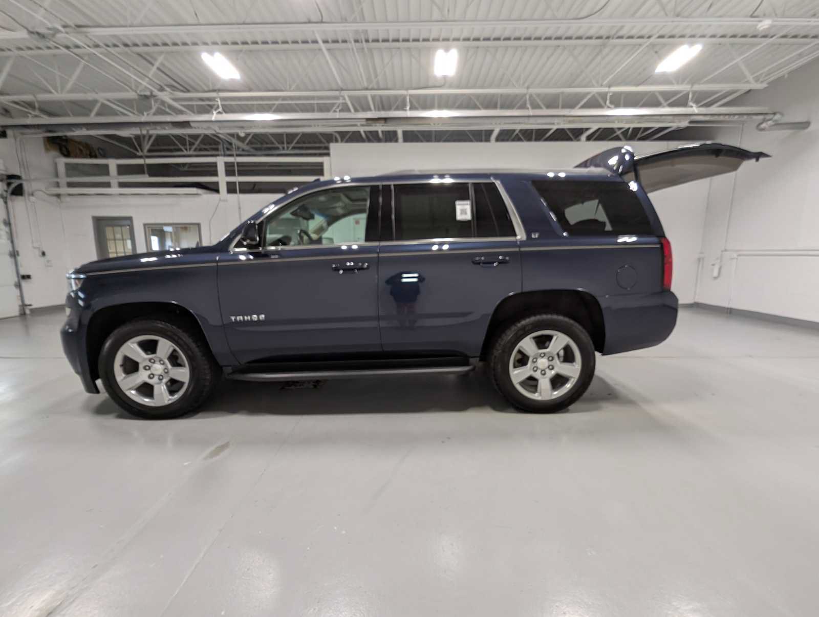 Used 2019 Chevrolet Tahoe LT AWD/4WD image 13