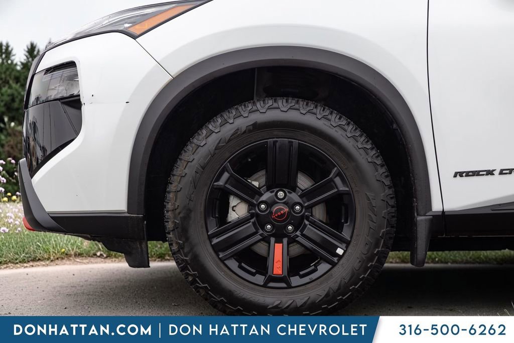 Used 2025 Nissan Rogue SV AWD/4WD image 35