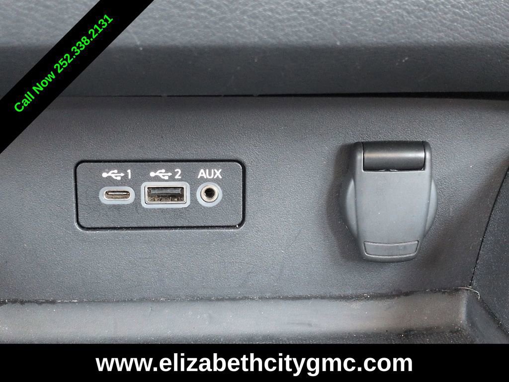 Used 2025 Nissan Altima 2.5 SV FWD image 25