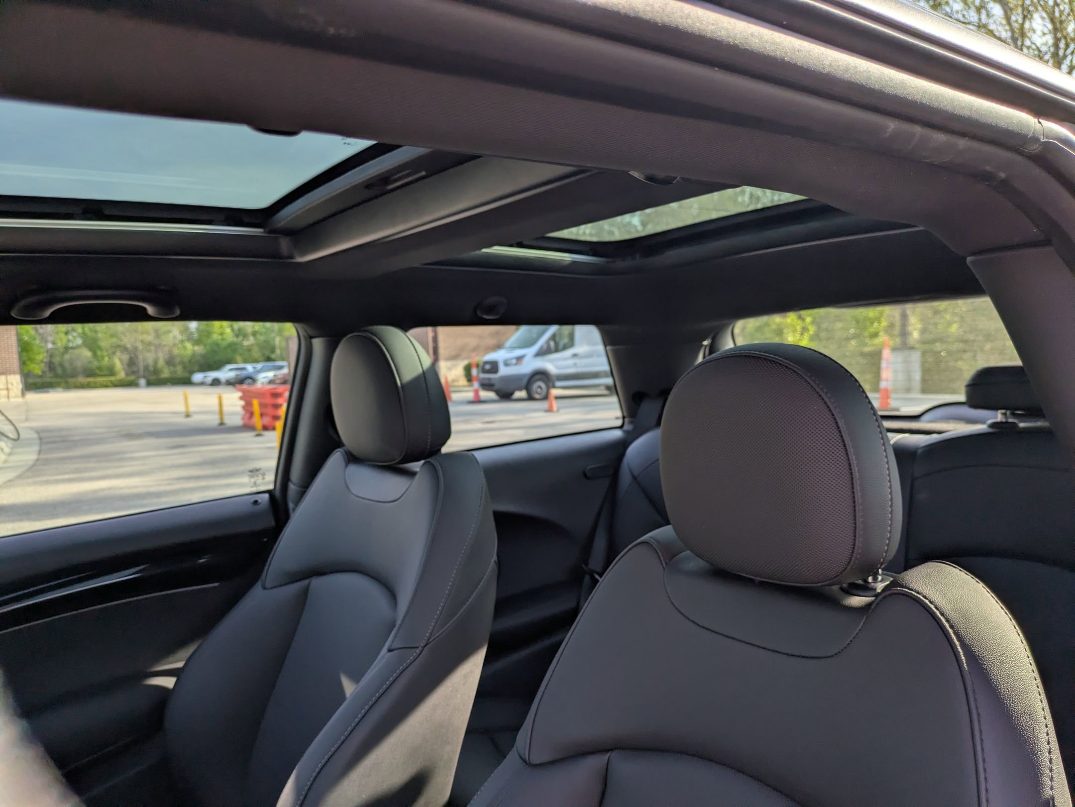 Used 2023 MINI Cooper S w/ Premium Package image 27