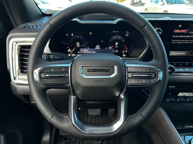 New 2026 GMC Canyon Denali w/ LPO, Denali Black Edition image 17