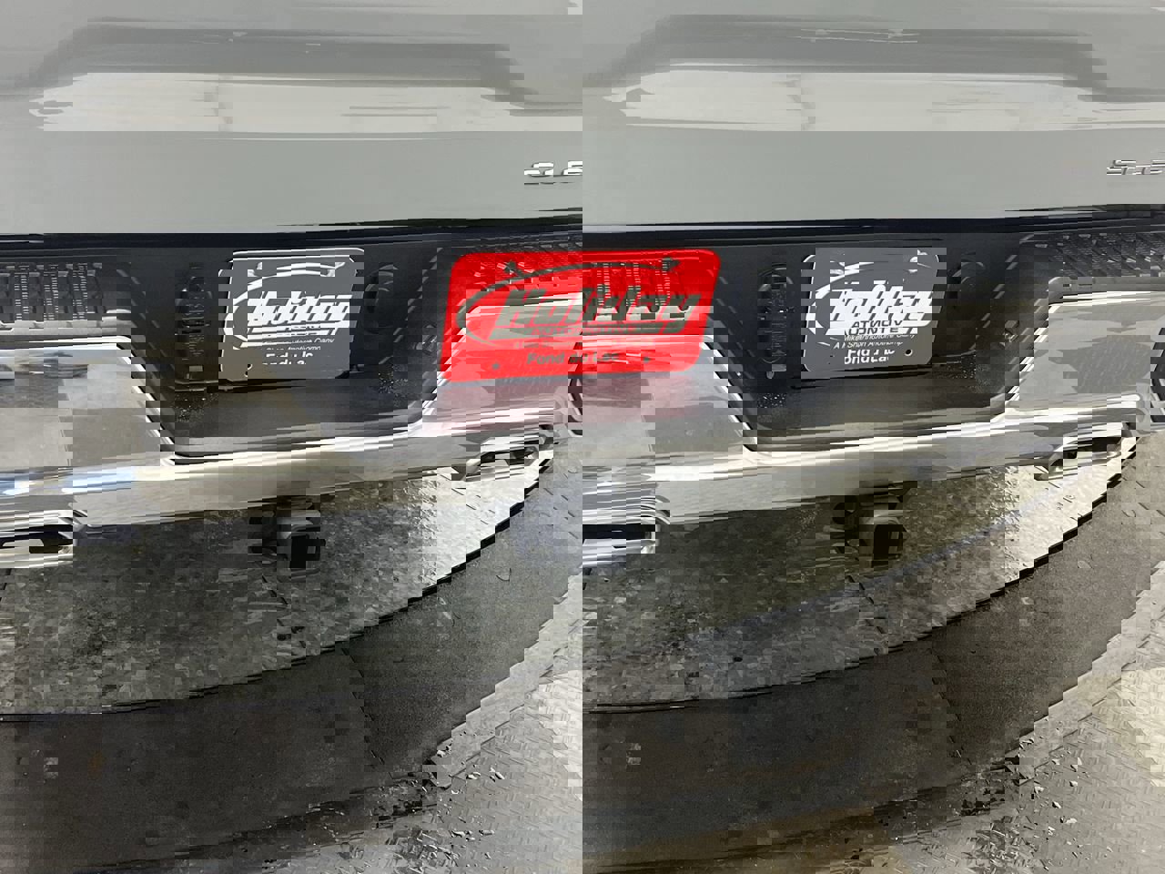 Used 2024 GMC Sierra 1500 SLE w/ X31 Off-Road Package image 32