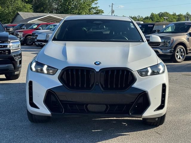 Used 2024 BMW X6 xDrive40i w/ Premium Package AWD/4WD image 8