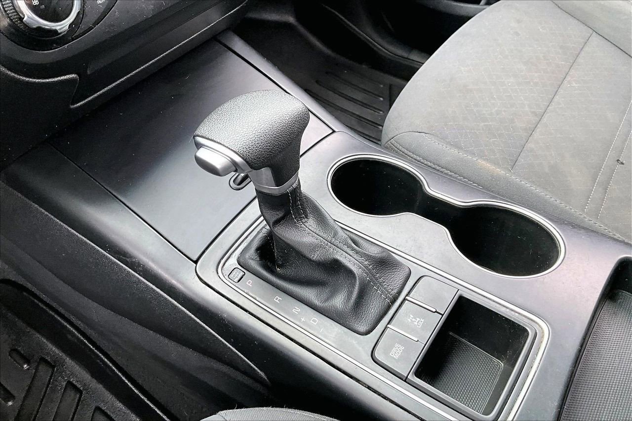 Used 2020 Kia Sorento LX image 29