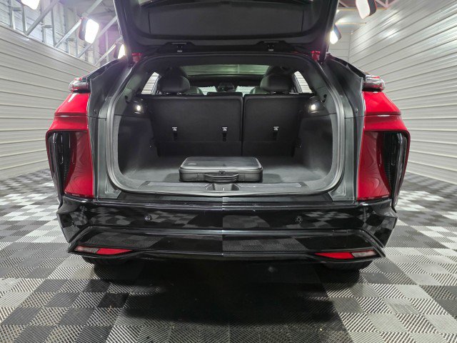 Used 2024 Cadillac Lyriq Sport image 39