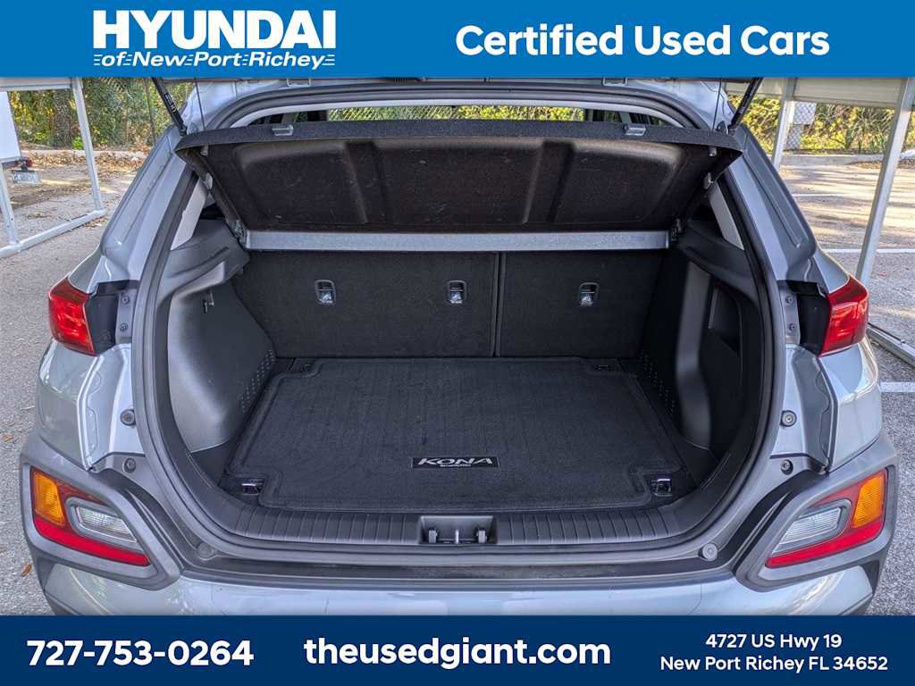 Used 2021 Hyundai Kona SE image 12