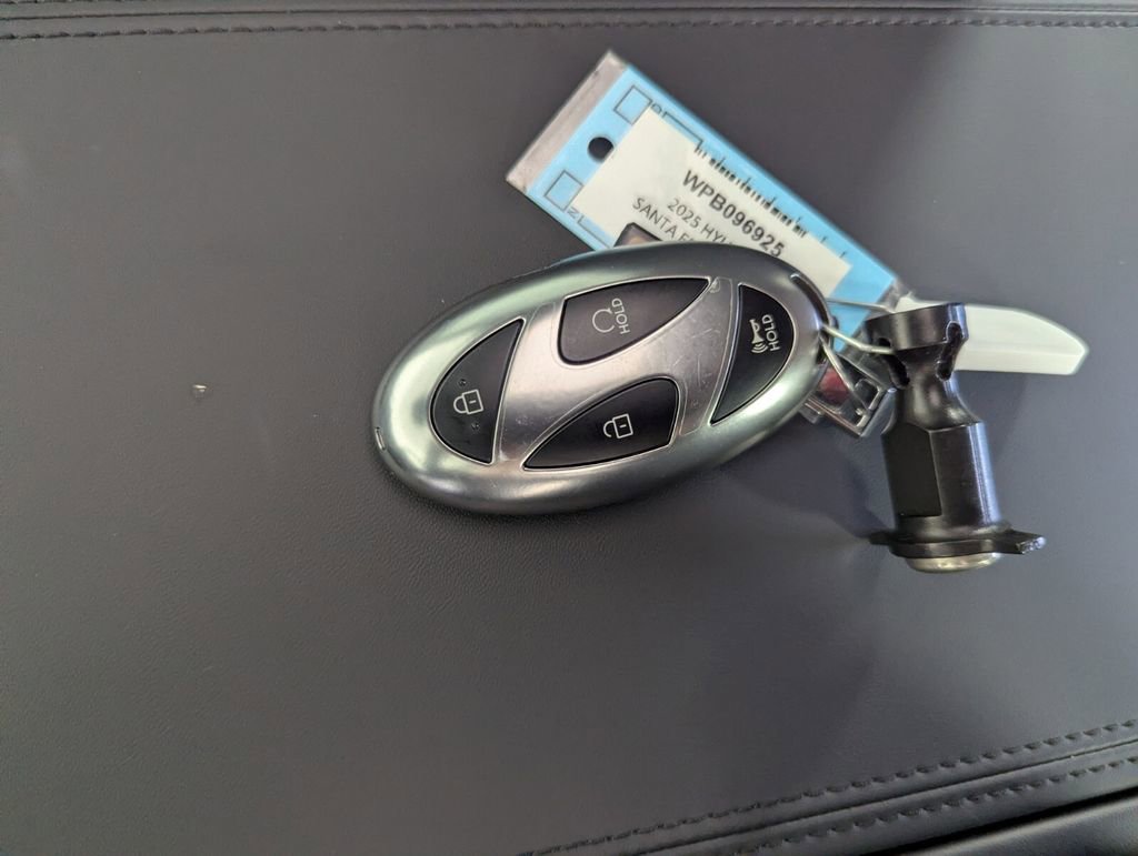 Used 2025 Hyundai Santa Fe XRT AWD/4WD image 29