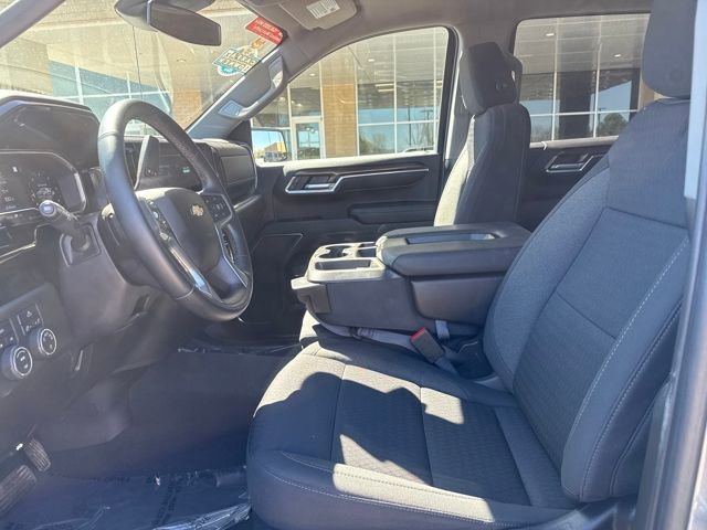 Used 2023 Chevrolet Silverado 1500 LT AWD/4WD image 8