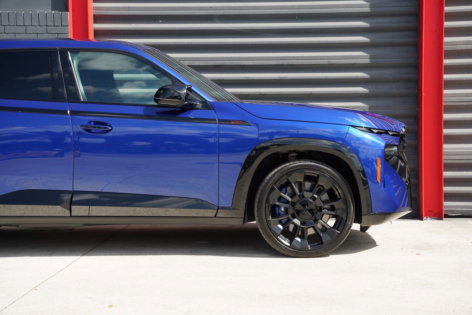 Used 2025 BMW XM Label Red w/ M Driver's Package image 11