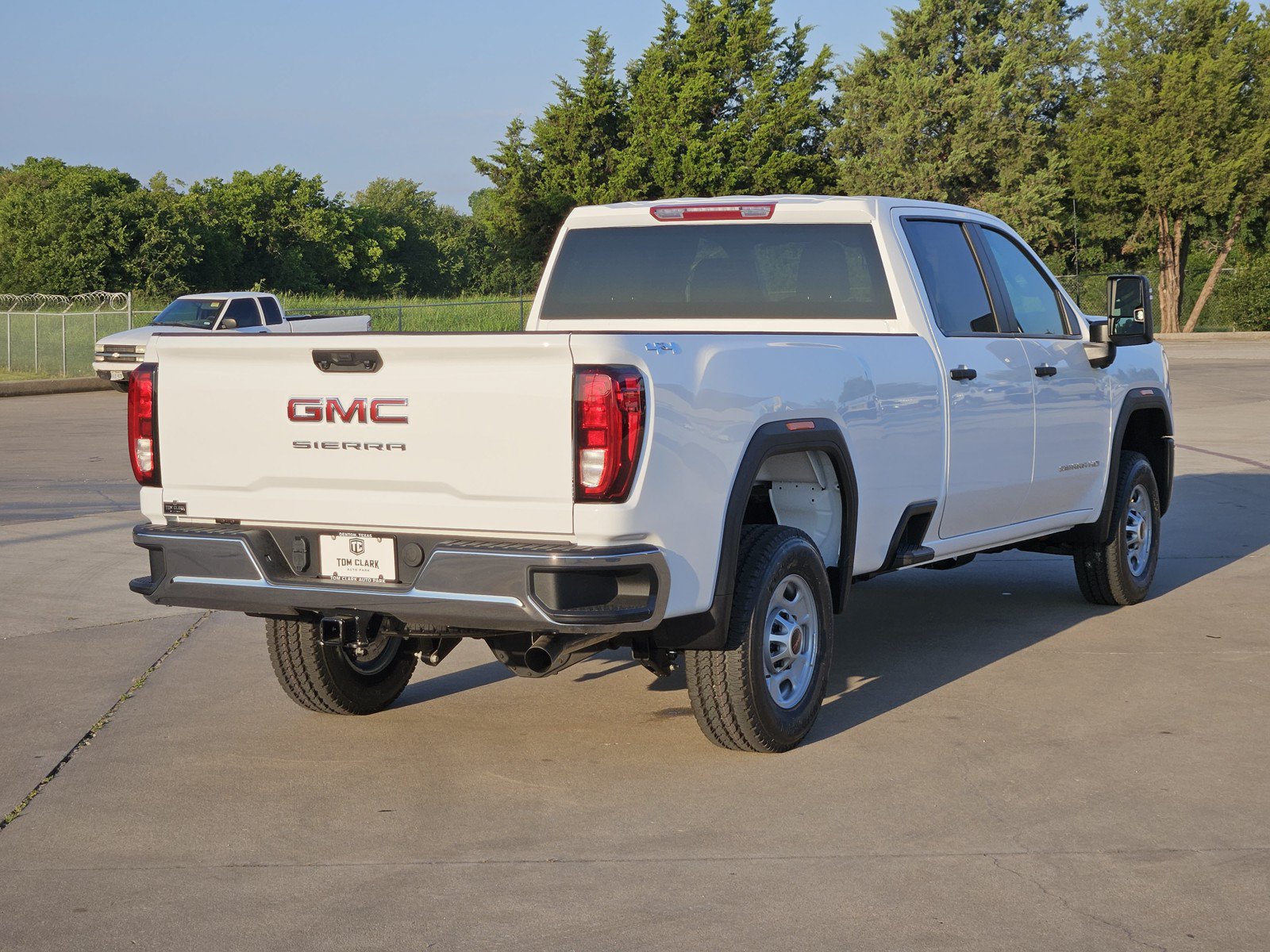 New 2026 GMC Sierra 2500 Pro w/ Convenience Package AWD/4WD image 3