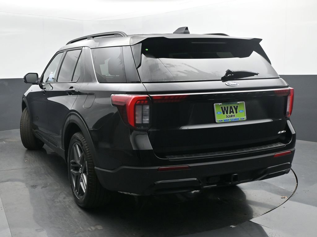 New 2026 Ford Explorer ST-Line w/ ST-Line Street Pack image 4