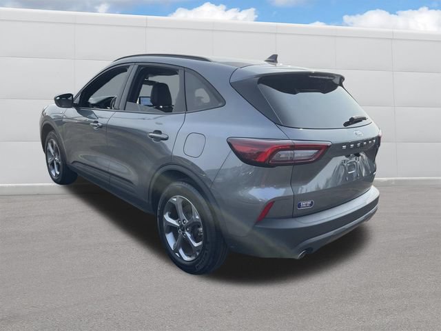 Used 2025 Ford Escape ST-Line Select AWD/4WD image 3