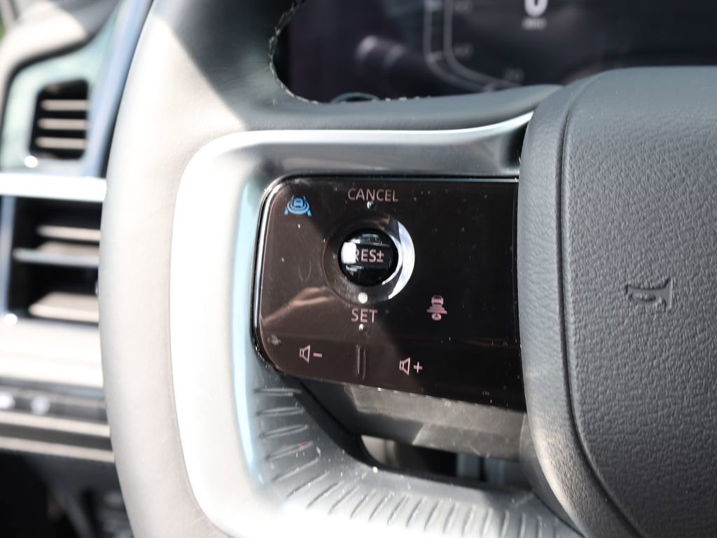 Certified 2025 INFINITI QX80 Pure image 38