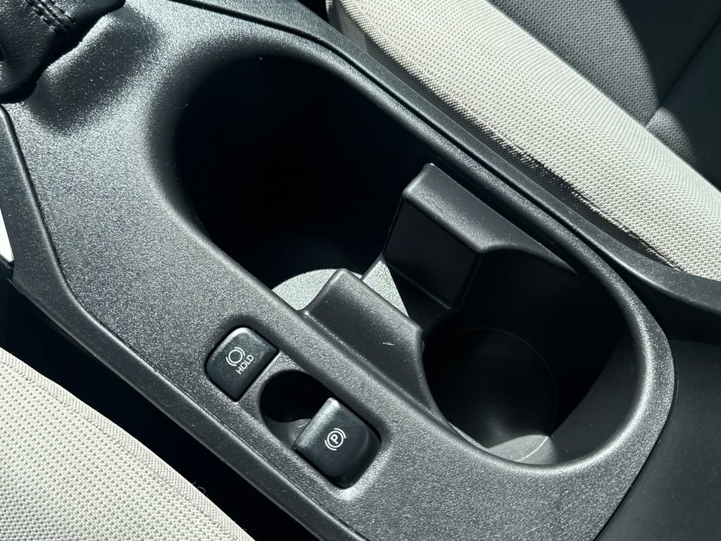 Used 2025 Toyota Corolla LE image 26
