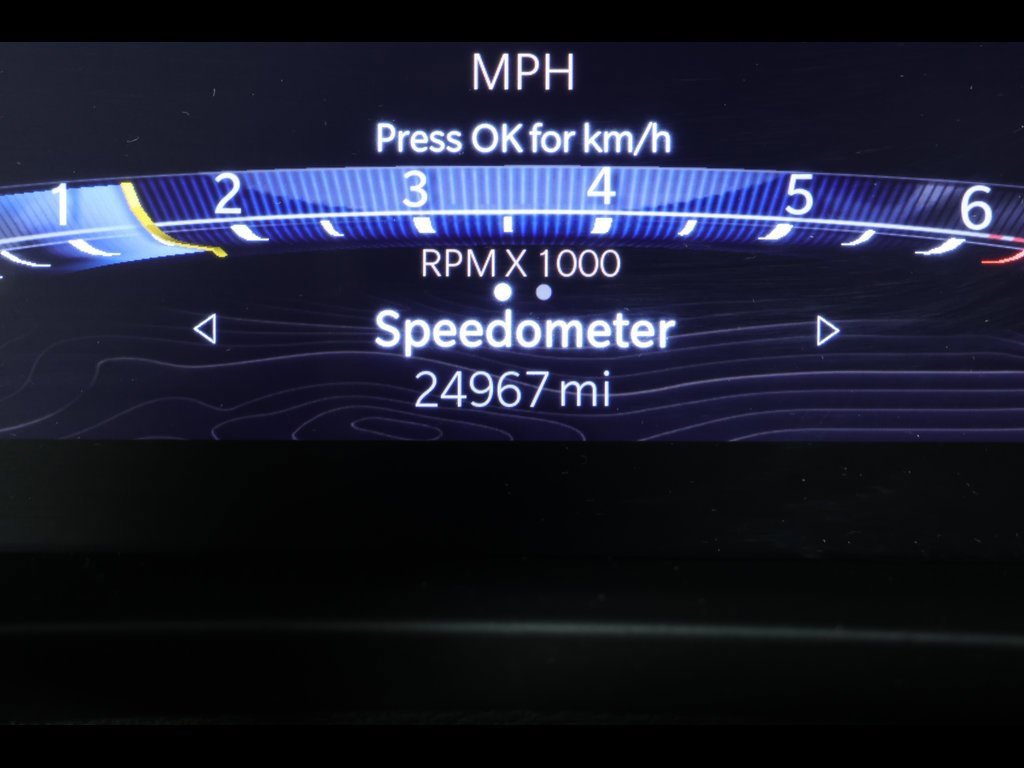 Used 2023 Jeep Grand Cherokee Laredo image 25