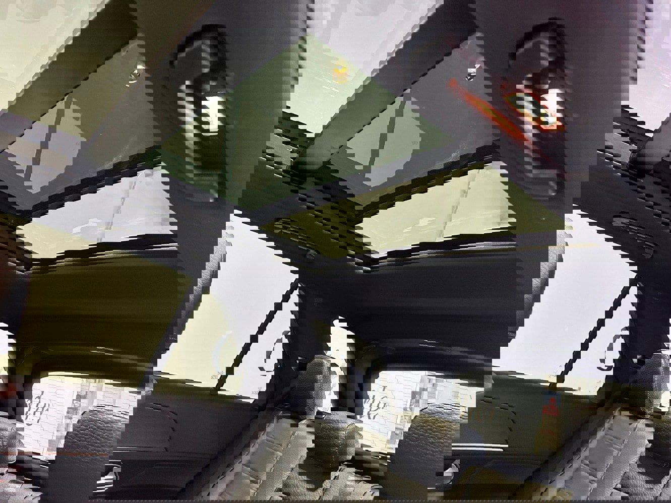 Used 2025 Mercedes-Benz GLE 580 4MATIC image 35