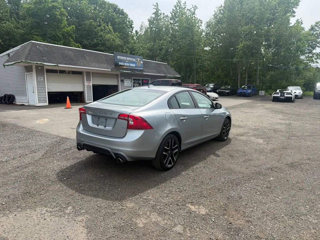 Used 2017 Volvo S60 T5 Dynamic FWD image 5