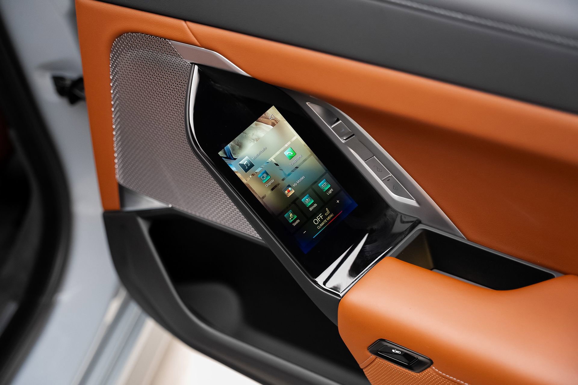 Used 2024 BMW i7 eDrive50 w/ M Sport Package image 71