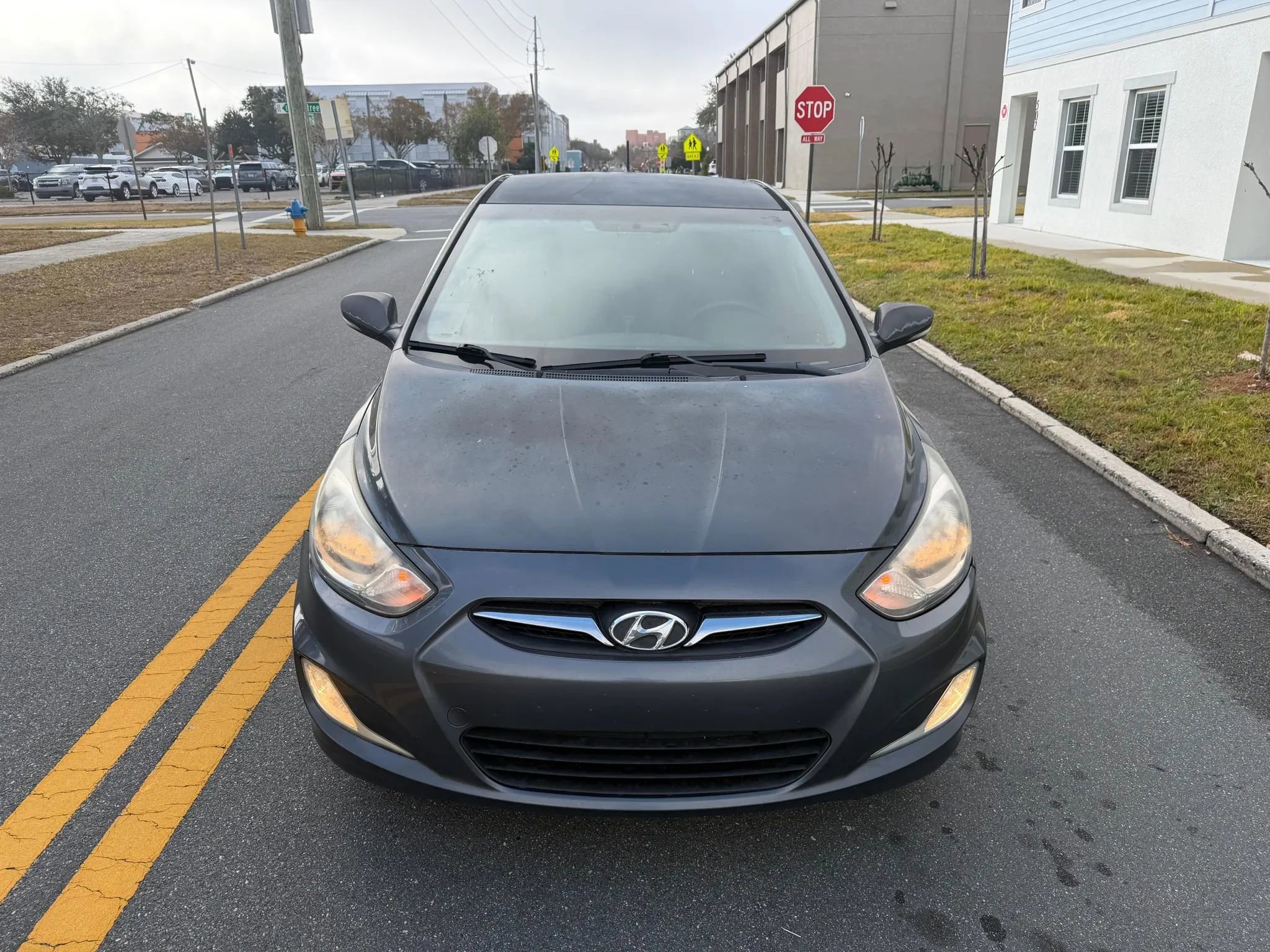 Used 2013 Hyundai Accent SE FWD image 6