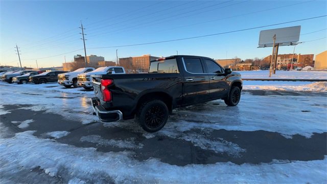 Used 2023 Chevrolet Silverado 1500 LTZ image 8