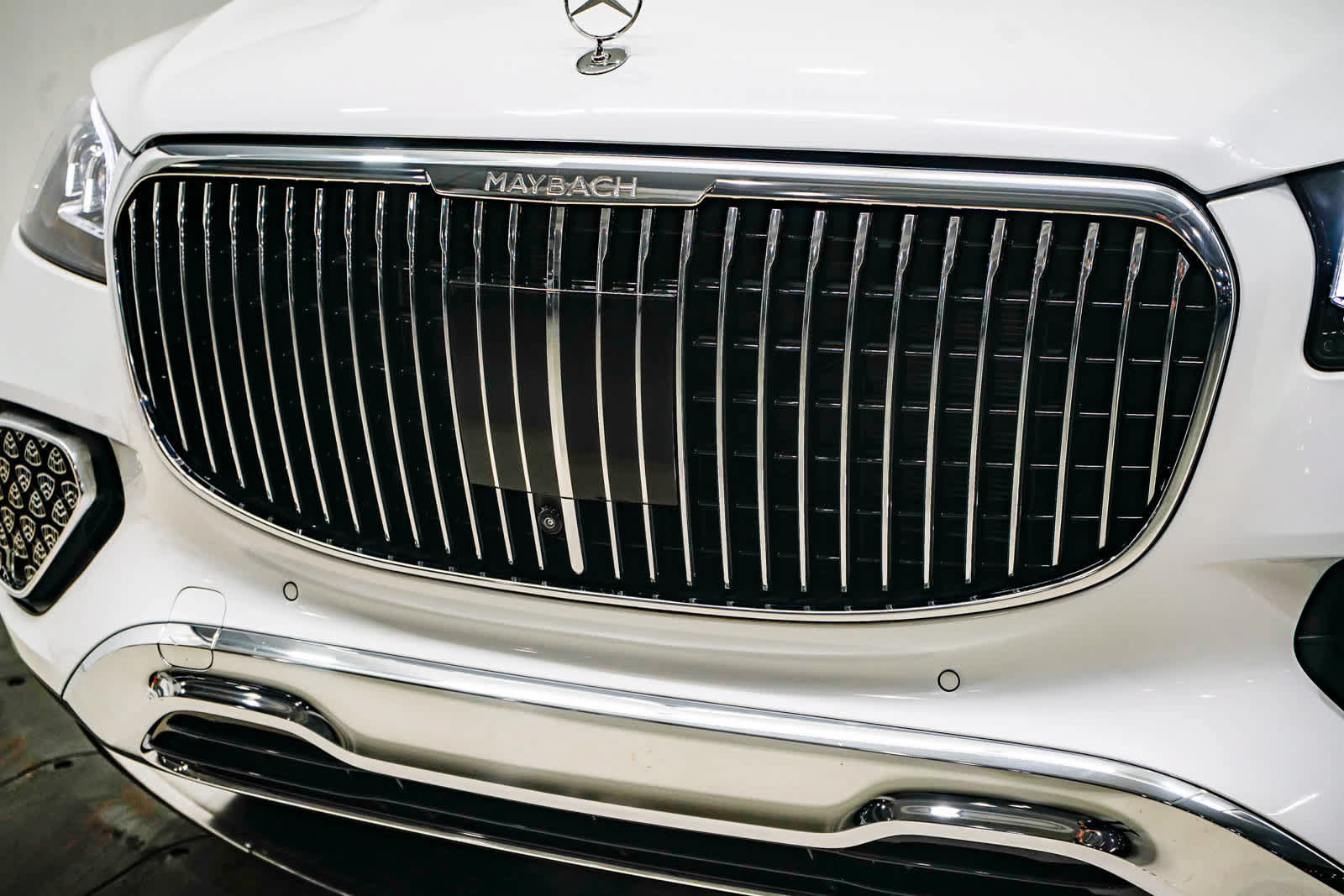 New 2026 Mercedes-Benz Maybach GLS 600 4MATIC image 8