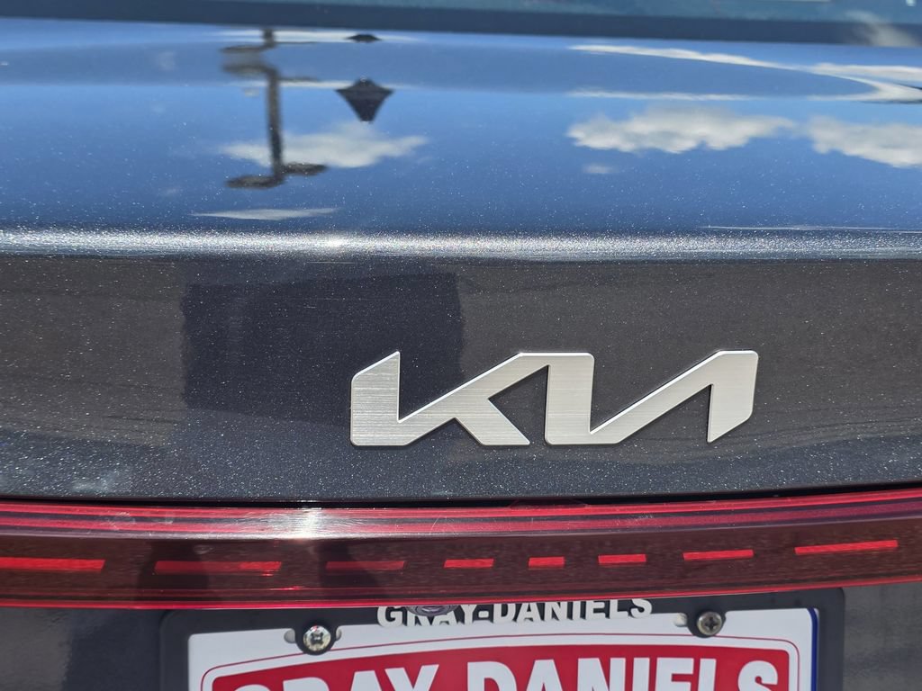 Used 2024 Kia Forte LXS FWD image 32