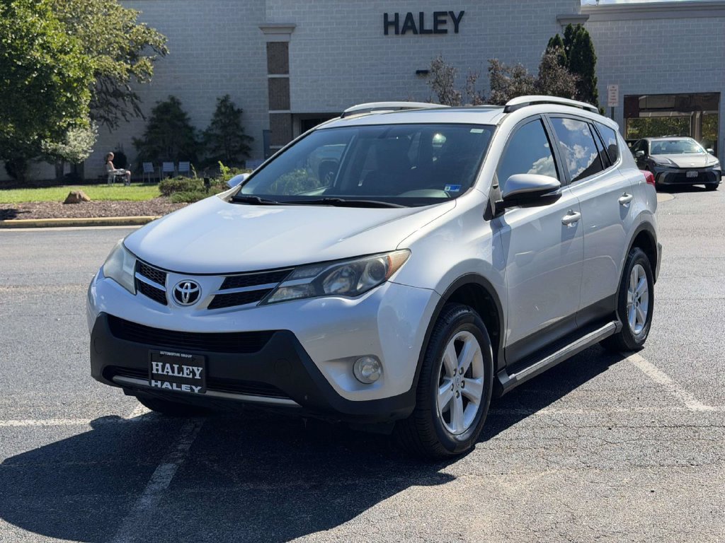 Used 2013 Toyota RAV4 XLE FWD image 21