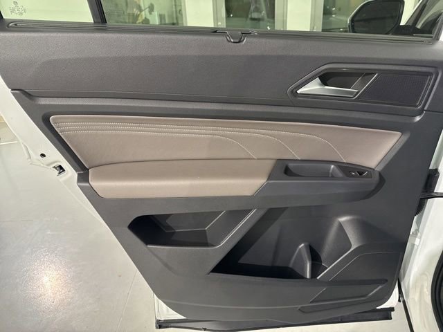 Used 2021 Volkswagen Atlas SE w/ Panoramic Sunroof Package image 19