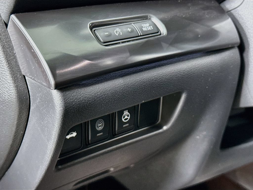 Used 2019 Nissan Maxima SR w/ Premium Package FWD image 10