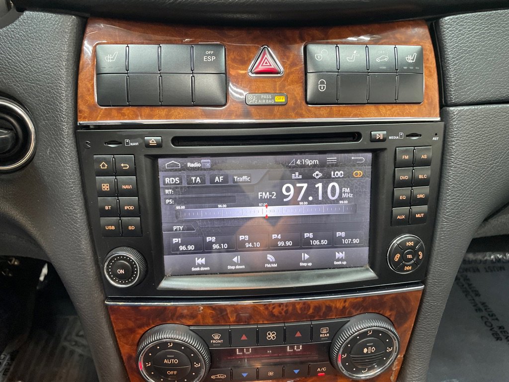 Used 2005 Mercedes-Benz CLK 500 Cabriolet image 27