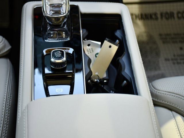 New 2026 Volvo XC90 B6 Ultra AWD/4WD image 27