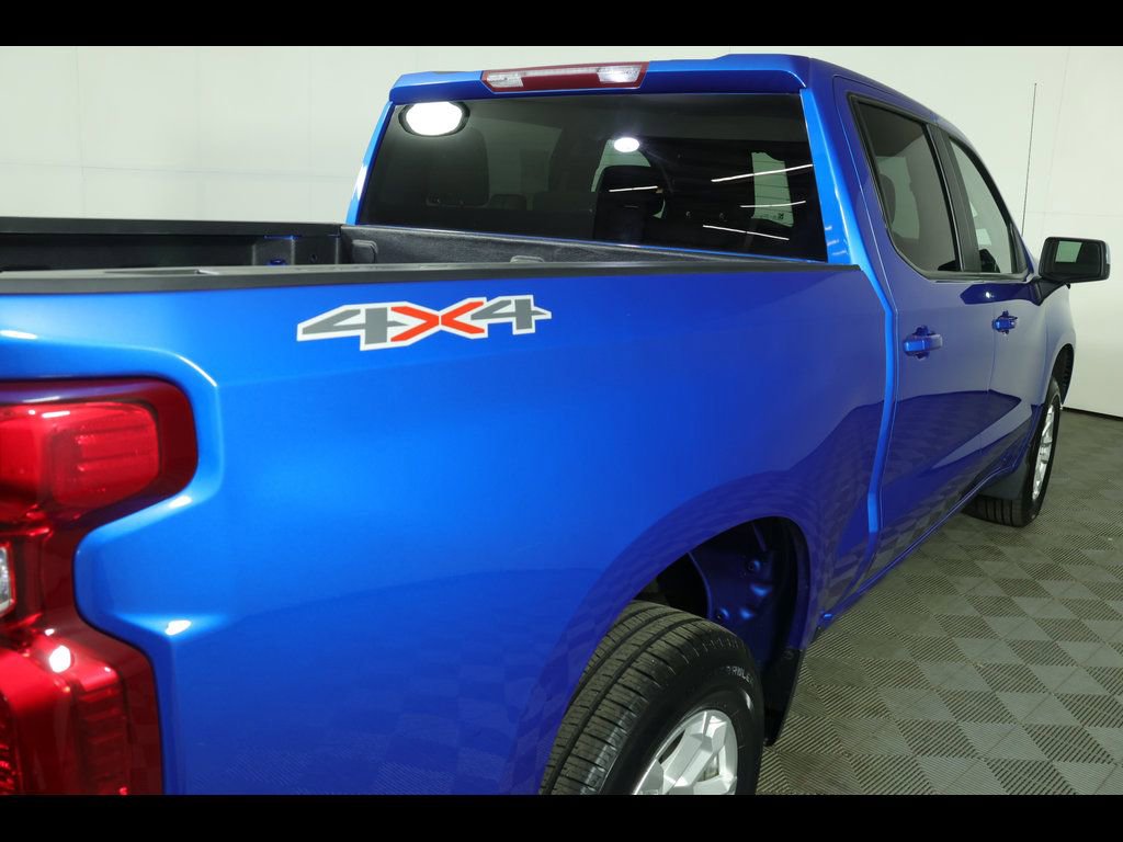 Used 2023 Chevrolet Silverado 1500 LT AWD/4WD image 22