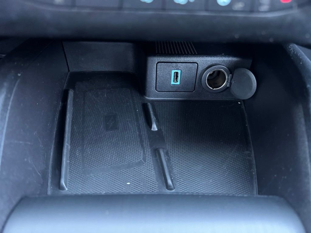 Certified 2020 Ford Escape Titanium AWD/4WD image 18