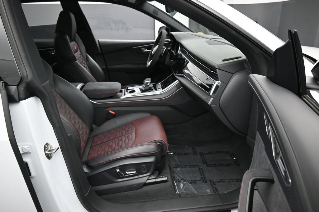 Used 2026 Audi RS Q8 performance AWD/4WD image 50
