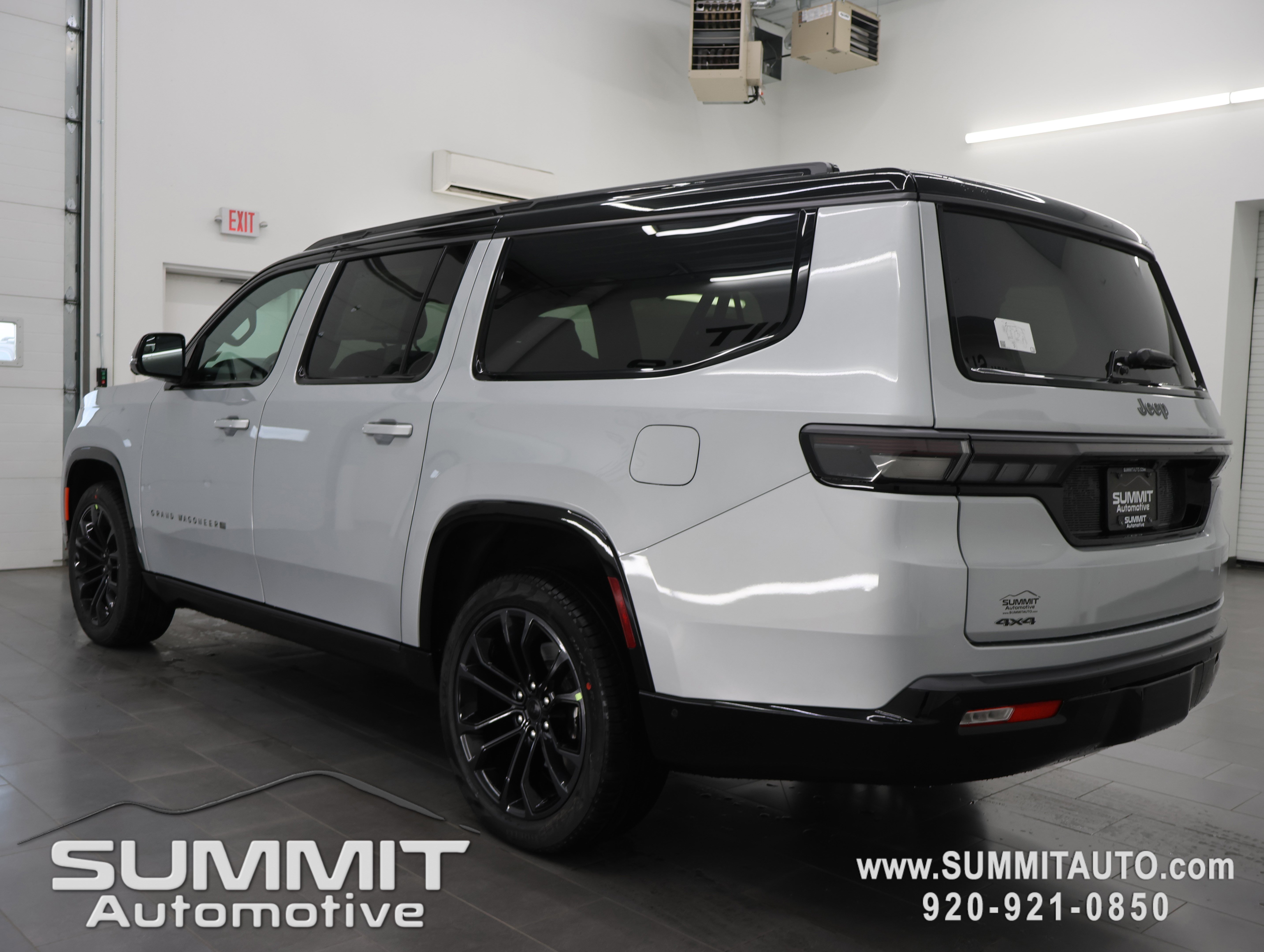 New 2026 Jeep Grand Wagoneer L Summit w/ Premium Group III AWD/4WD image 5
