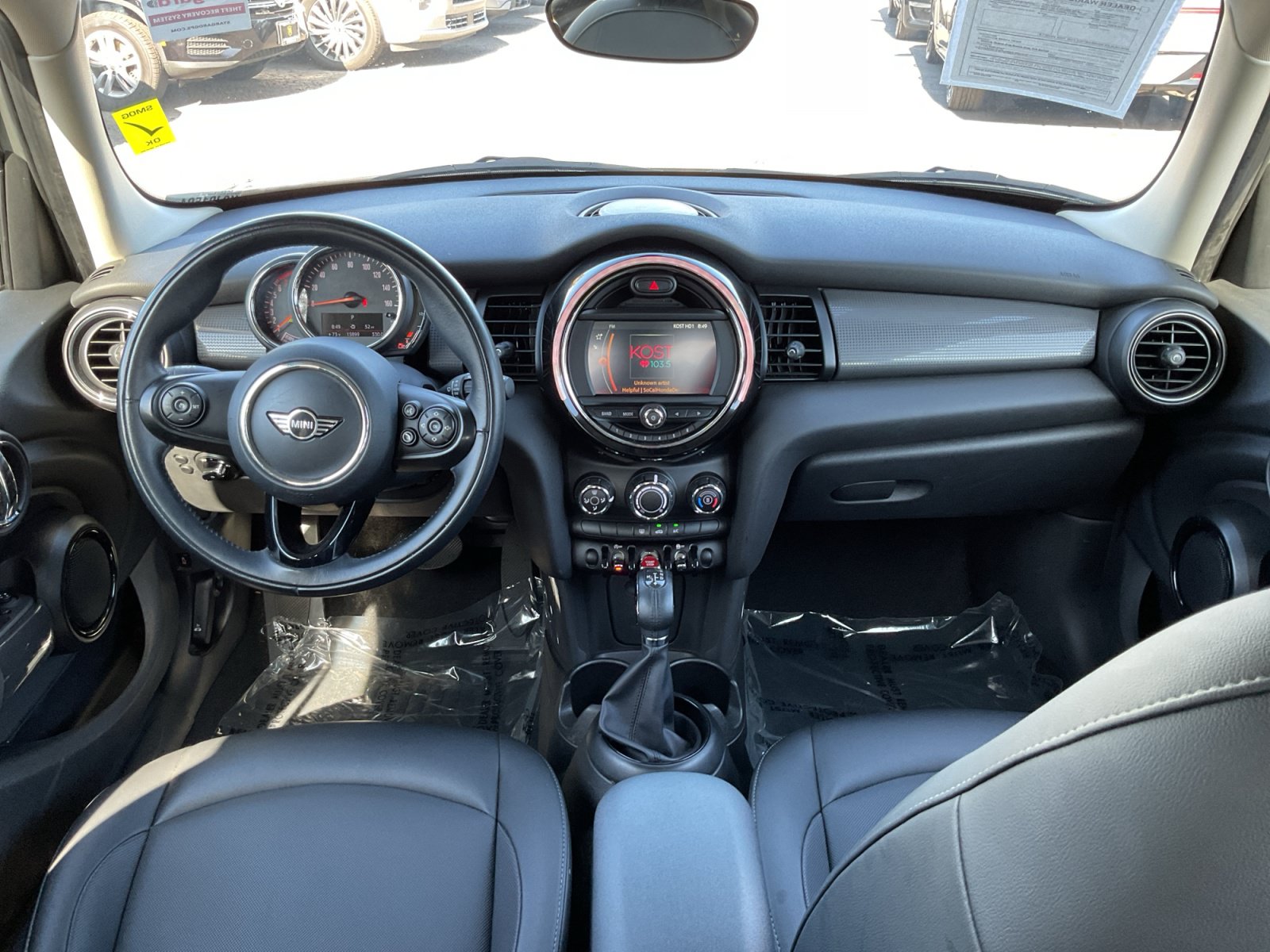Used 2019 MINI Cooper 4-Door Hardtop w/ Storage Package FWD image 17