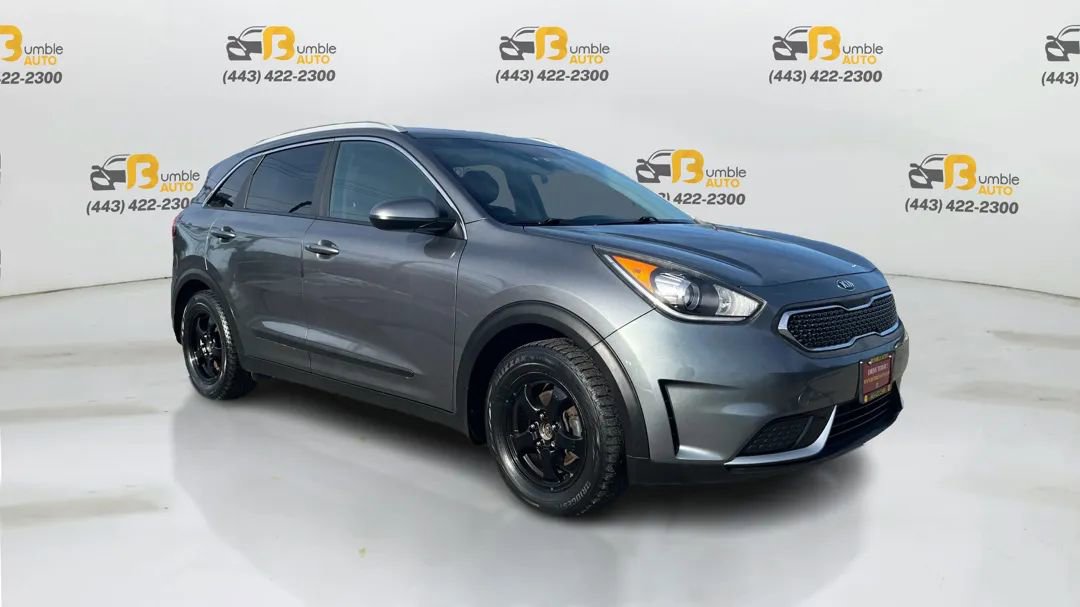 Used 2017 Kia Niro LX image 3