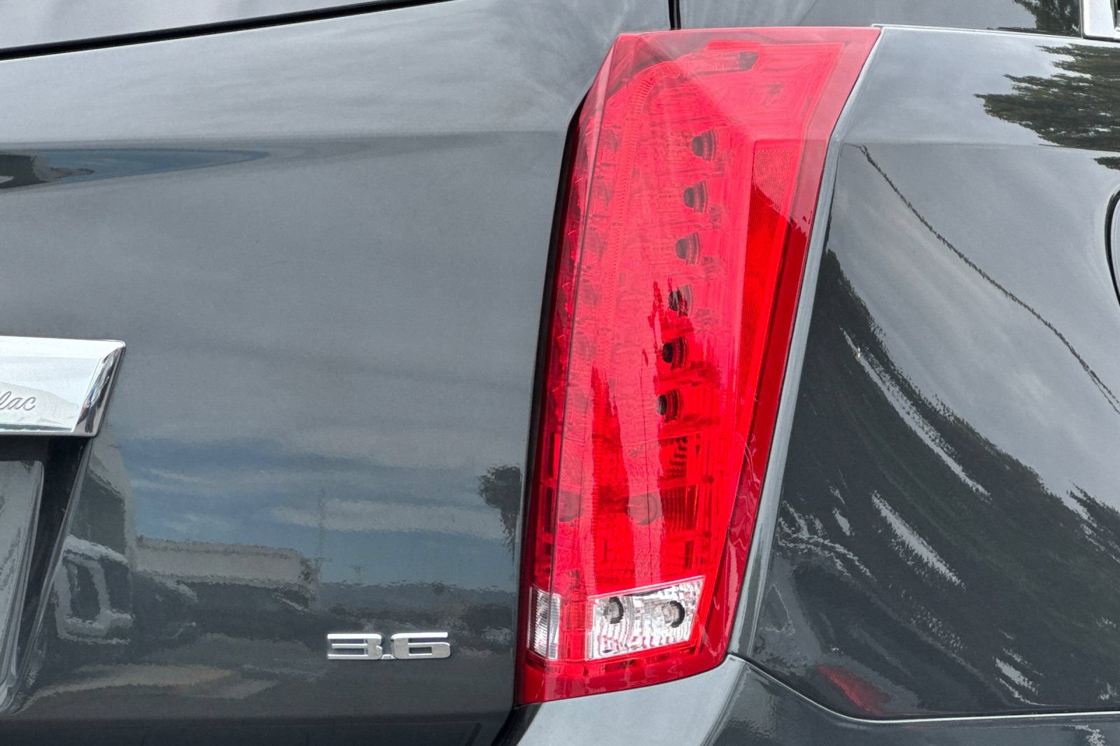 Used 2016 Cadillac SRX Premium AWD/4WD image 46