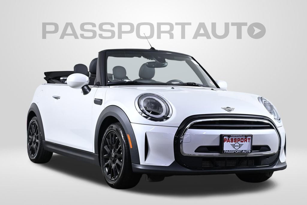 Used 2023 MINI Cooper Convertible image 3