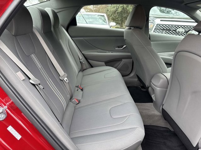Used 2024 Hyundai Elantra SEL image 19