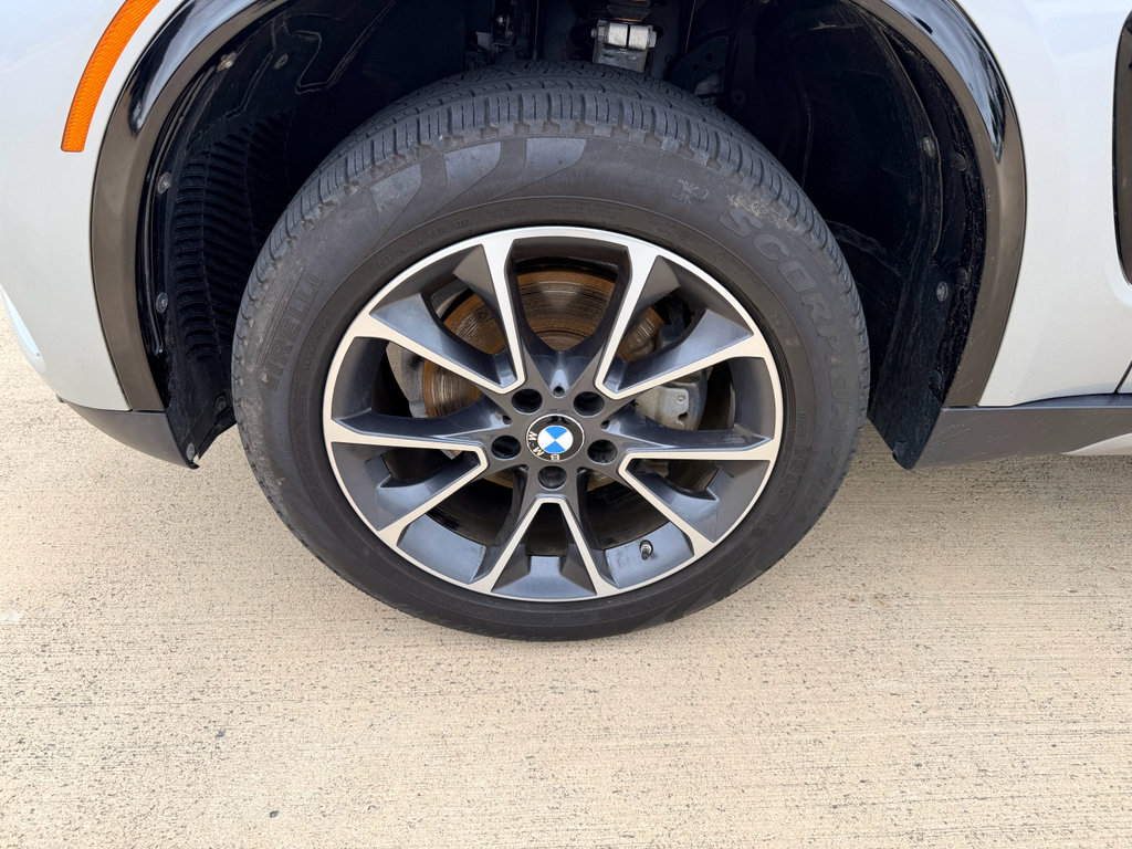 Used 2018 BMW X5 sDrive35i w/ Premium Package RWD image 28