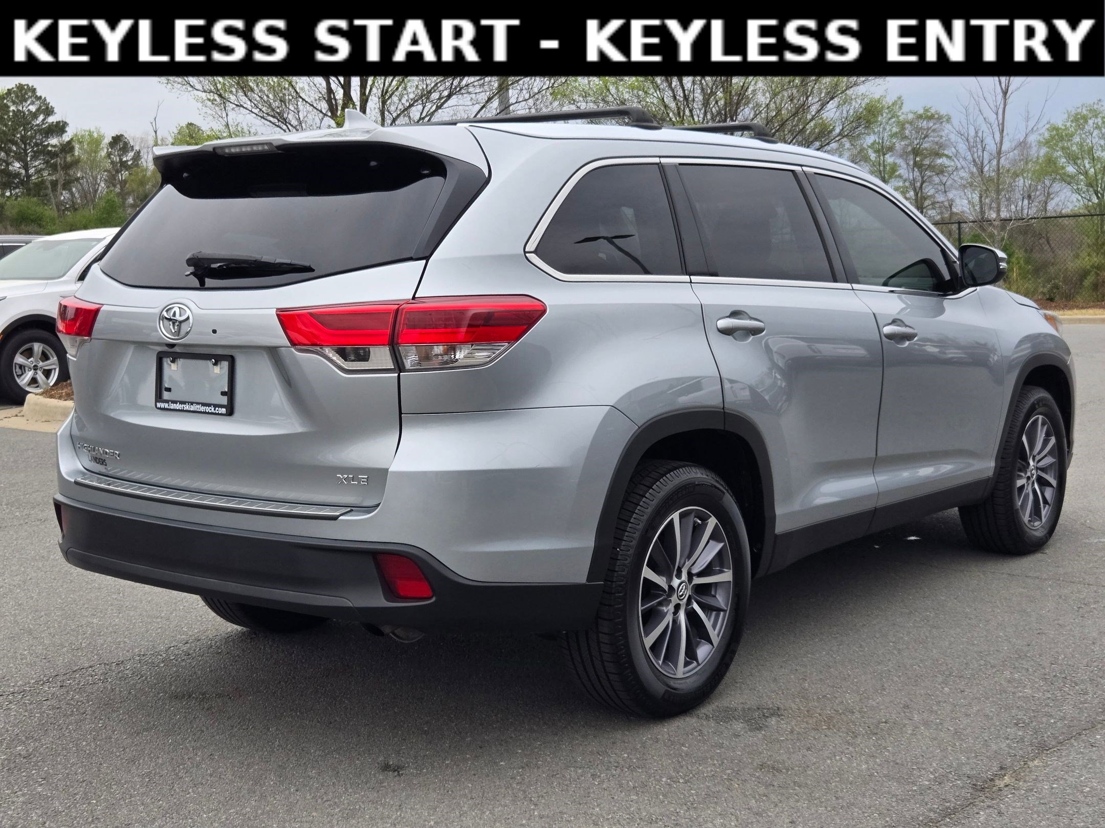 Used 2019 Toyota Highlander XLE image 7