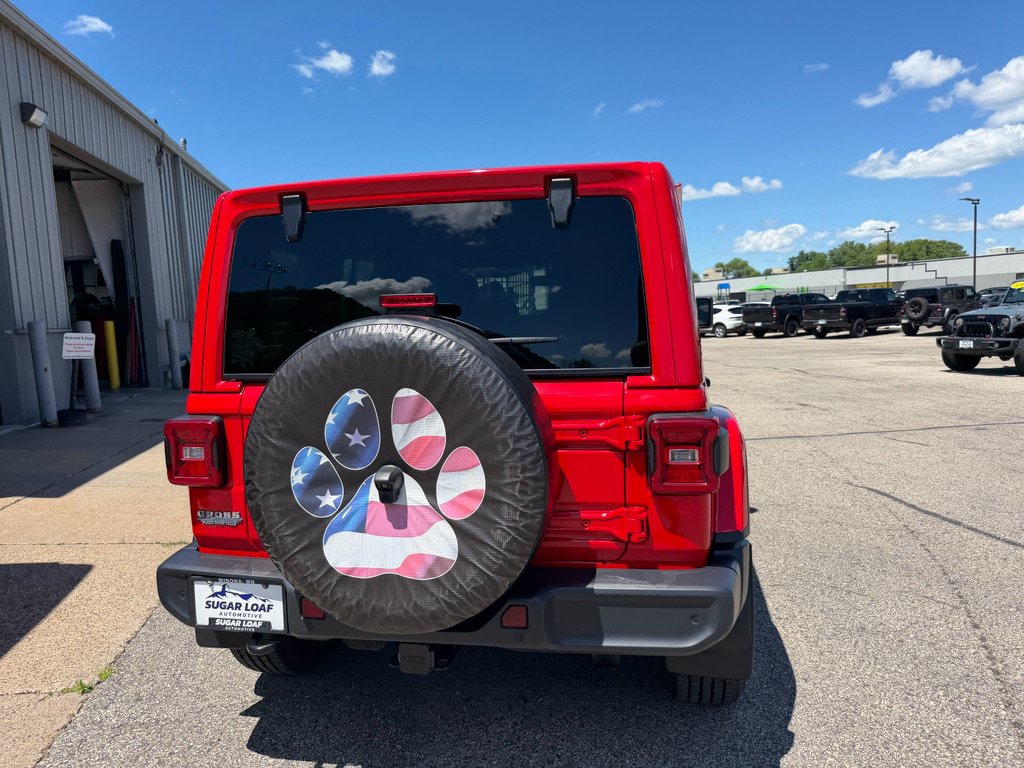 Used 2018 Jeep Wrangler Unlimited Sahara w/ Safety Group AWD/4WD image 5