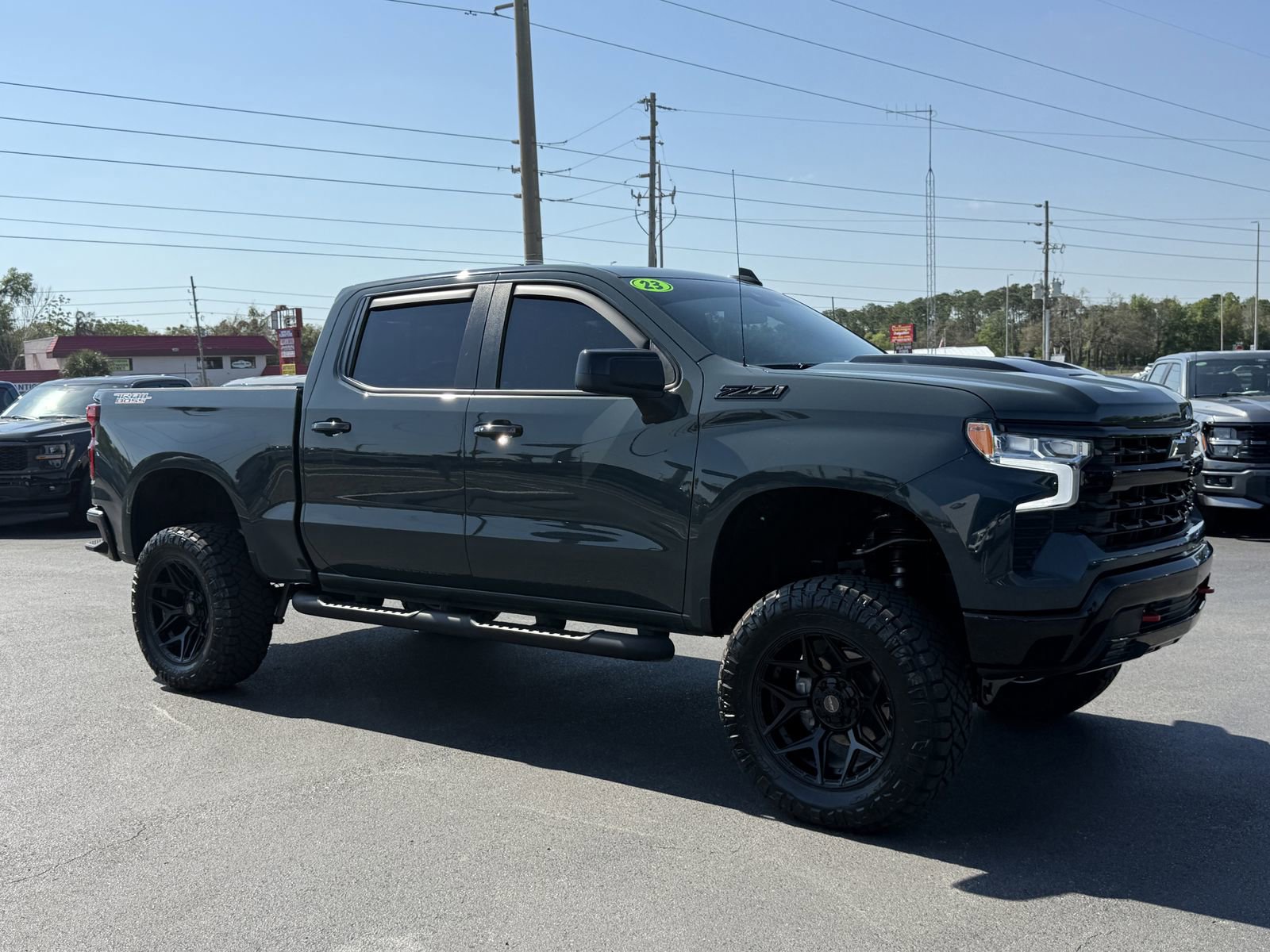 Used 2025 Chevrolet Silverado 1500 LT Trail Boss w/ Convenience Package II image 2