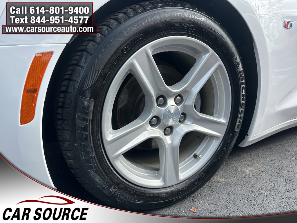 Used 2017 Chevrolet Camaro LT image 24