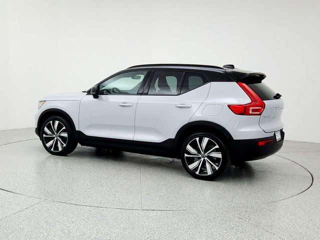 Certified 2022 Volvo XC40 P8 Recharge Plus image 7
